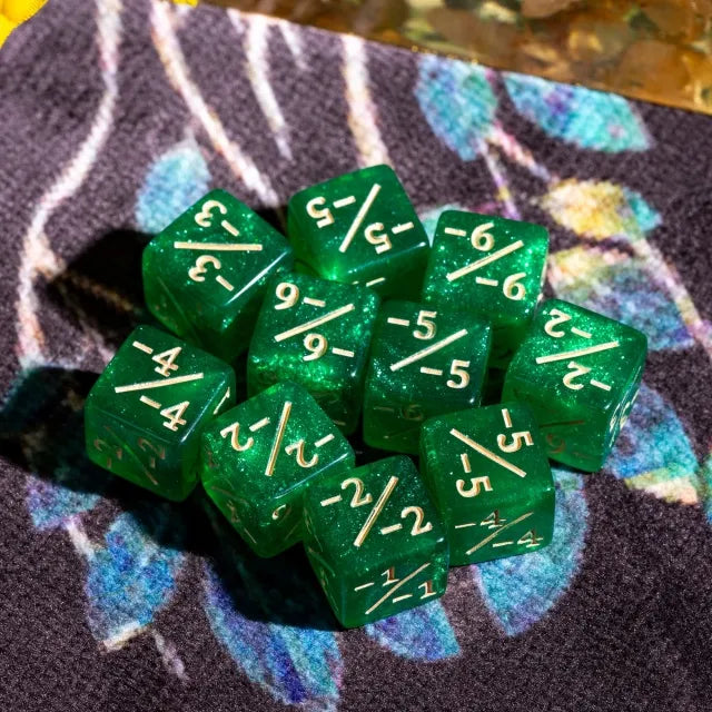 Level Up Dice | D6 12mm Negative Counters | Green | 10 Dice